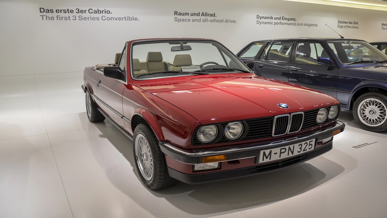 24 Must-Know Facts About the Iconic BMW E30