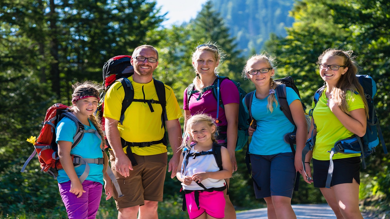 15 Must-Have Summer Camping Outfit Pieces Every Outdoorsy Woman Needs