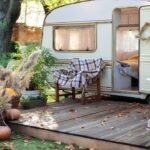 20 Rustic Farmhouse RV Exterior Styled for Every Seasons