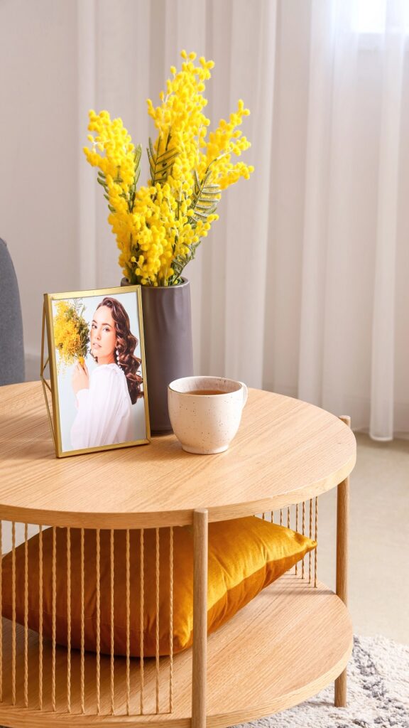 The Single-Stem Edit: High-Impact Spring Floral Decor
