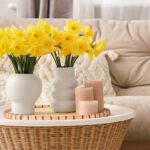 13 Spring Home Decor Tricks: Visual Editing & Spring Coffee Table Decor Trays for the Minimalist Mama