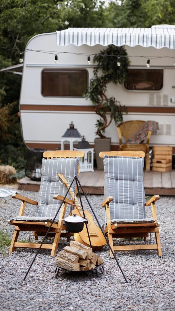 Layer Lighting for a Cozy Evening Atmosphere