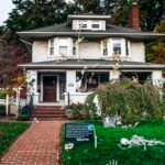 Halloween Decorations Outdoor: The Complete Guide (Ideas, DIY & What Actually Works)