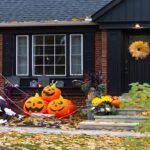 11 Outdoor Halloween Decorations for Renters, Apartments and Small Balconies (No Damage, Full Impact)