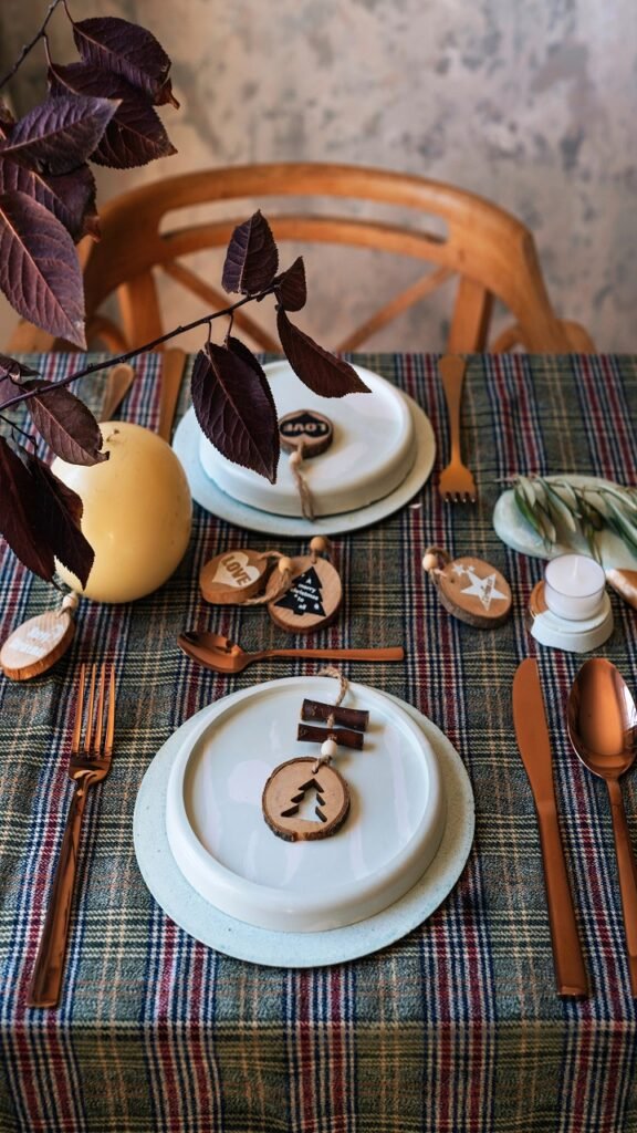 The Navy and Gold Formal Table