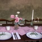 How to Style a Long Thanksgiving Table for a Crowd (12+ Guests, No Gaps)